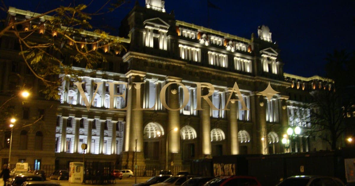 ¿Es legal contratar una acompañante en Argentina?